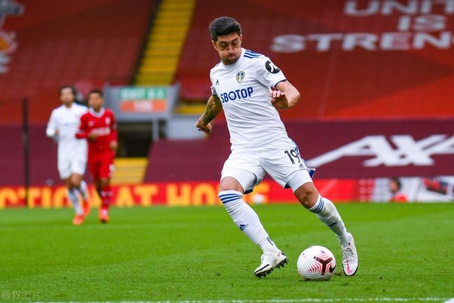 塔帅：经理和主帅对我而言是一样的，最好的决定永远来自讨论