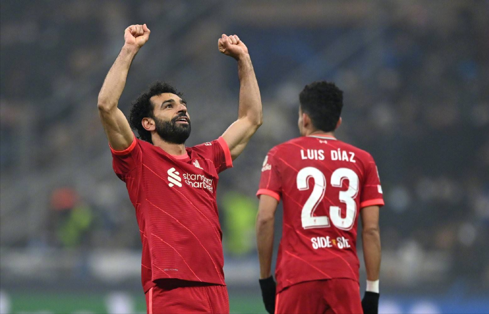 字母哥1断1帽拒绝湖人逆转，詹皇准三双成空砍，东契奇25中8致命6犯离场