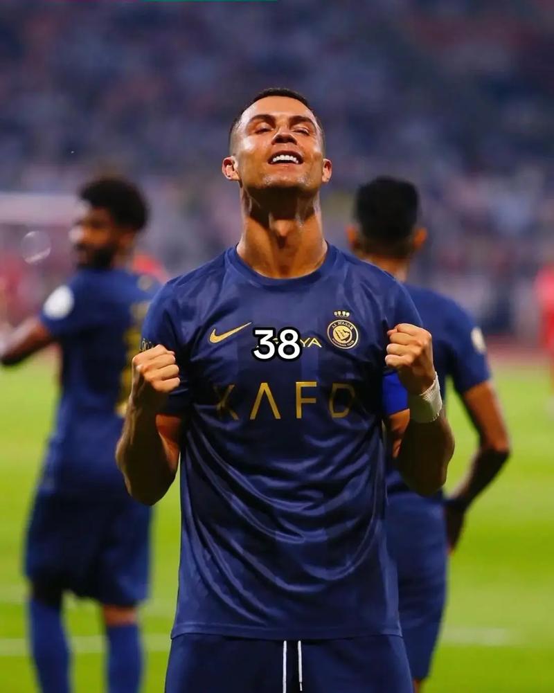 掘金迎战雄鹿前瞻：阵容受损主场挑战，字母哥率队冲击连胜